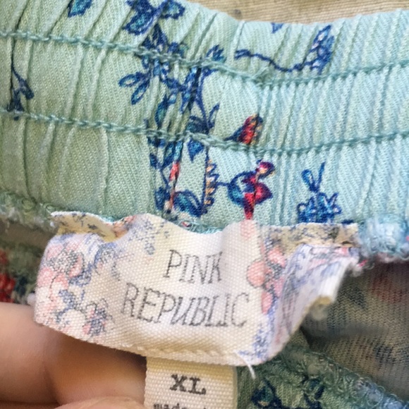 shorts - Picture 3 of 3